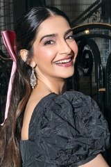Sonam Kapoor