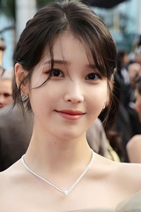 IU
