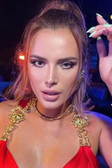 Bella Thorne