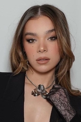 Hailee Steinfeld