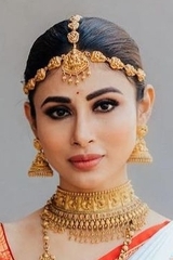 Mouni Roy