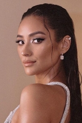 Shay Mitchell