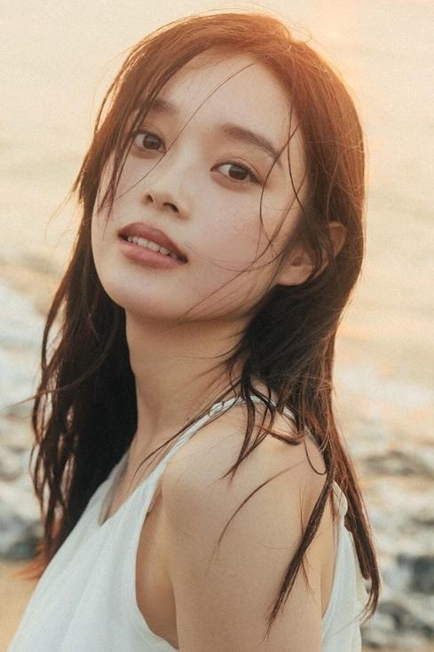 Akari Takaishi