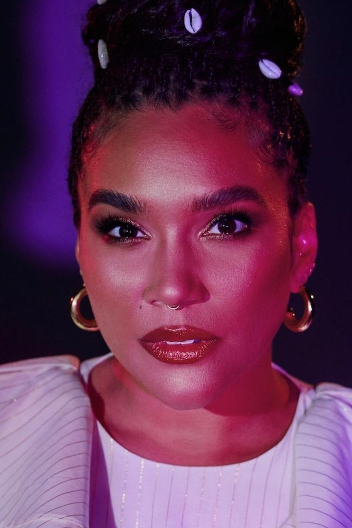 Emmy Raver-Lampman