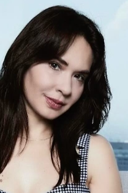 Adriana Louvier