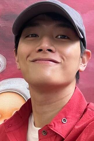 Aric Chen