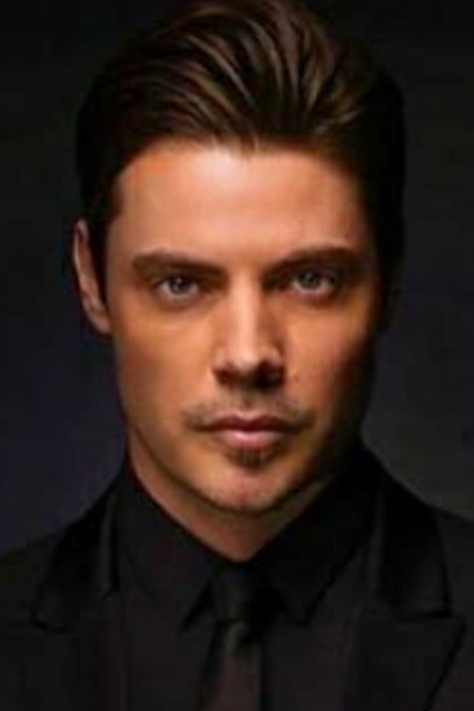 Josh Henderson