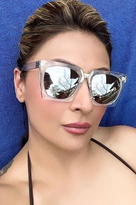 Urvashi Dholakia