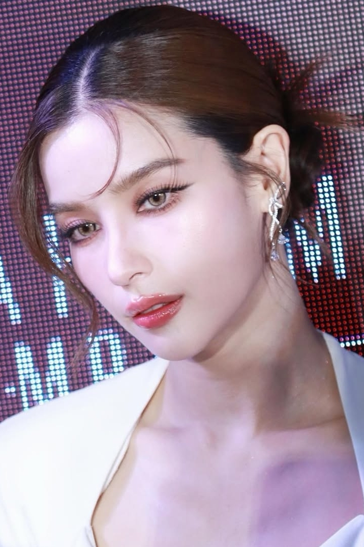 Wannarot Sonthichai