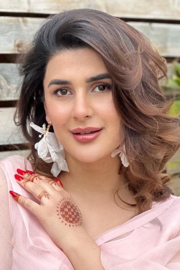 Kubra Khan