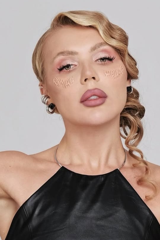 Kara Kross