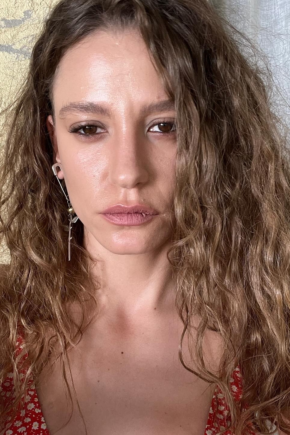 Serenay Sarıkaya