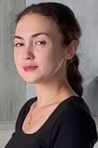 Rianti Cartwright