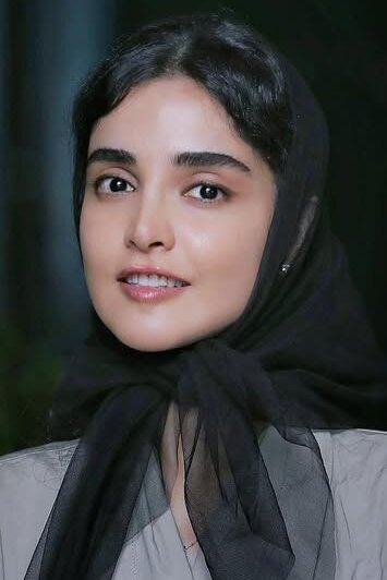 Elahe Hesari