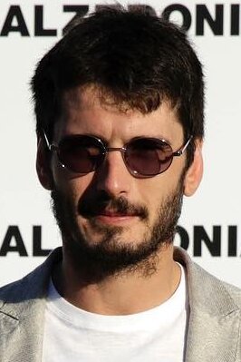 Yon González