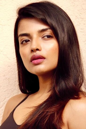 Ashna Zaveri