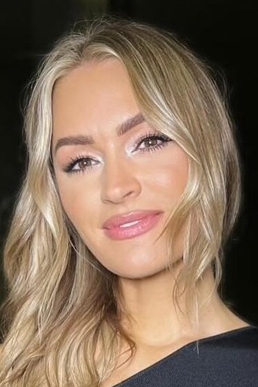 Laura Woods