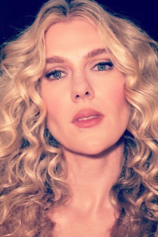 Lily Rabe