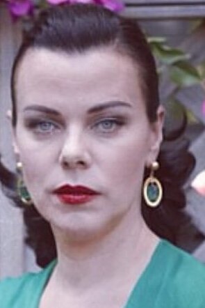 Debi Mazar