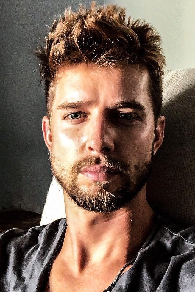 Drew Van Acker