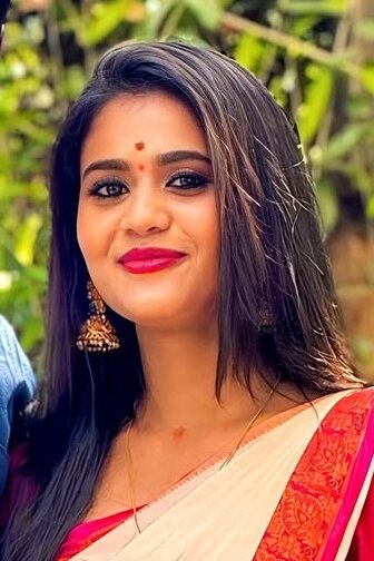 Divya Dharshini