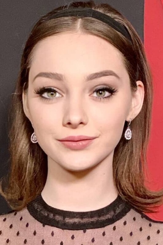 Emma Dumont