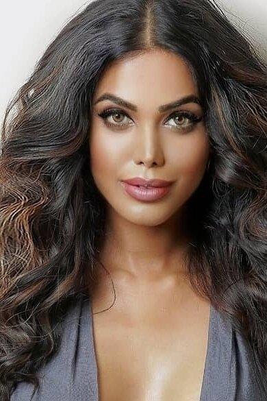 Natasha Suri
