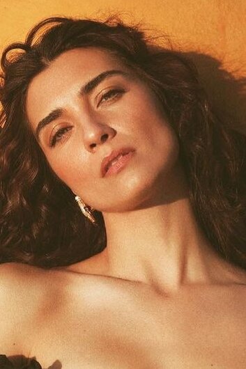 Tuba Büyüküstün