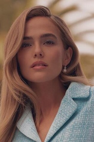 Zoey Deutch