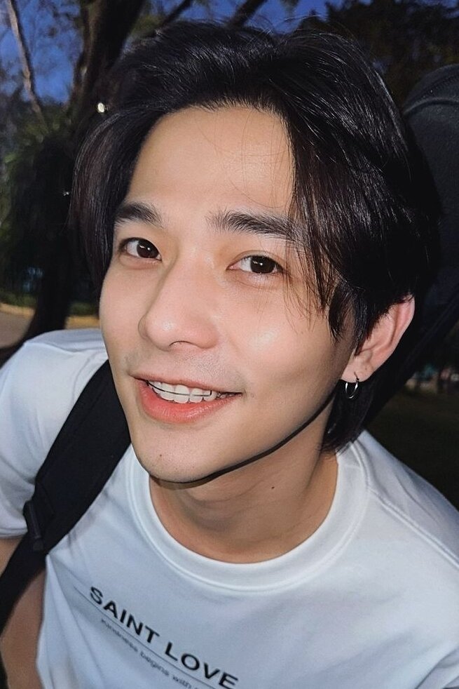 Thanat Lowkhunsombat