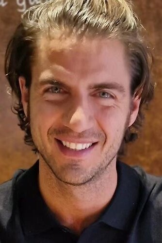 Maxi Iglesias