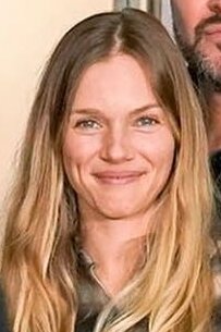 Tracy Spiridakos