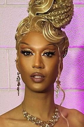 Tia Kofi
