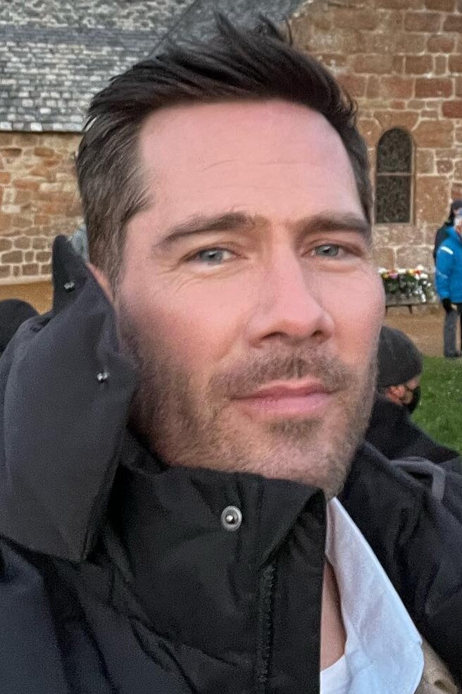 Luke Macfarlane