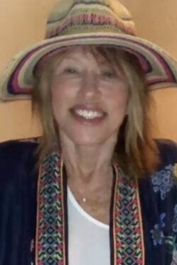 Carly Simon