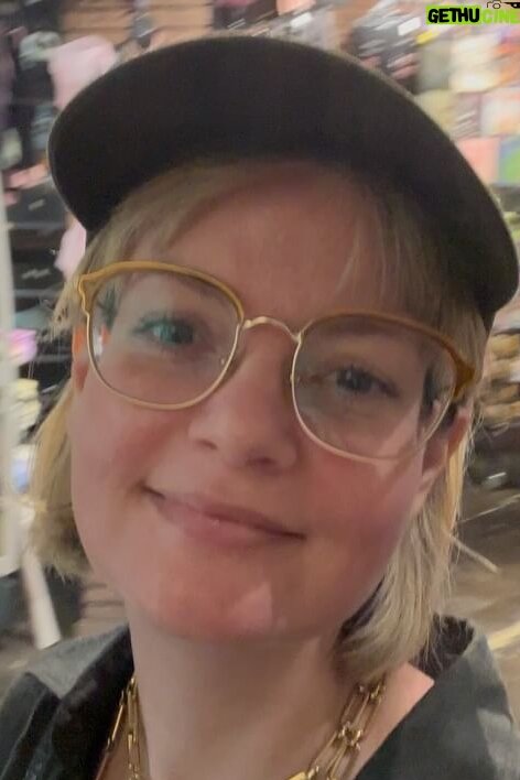 Siobhan Thompson