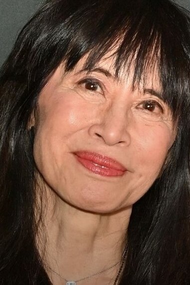 Lauren Tom