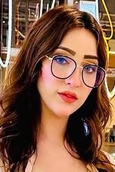 Inaaya Khan