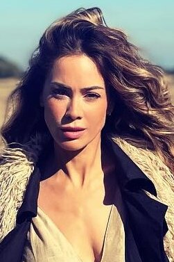 Roxanne McKee