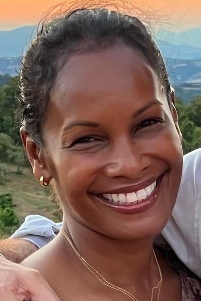 Robinne Lee