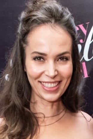 Esra Ronabar