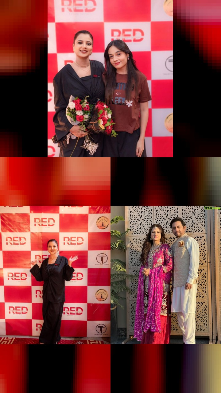 Top 10 Memorable Instagram Photos of Mizna Waqas