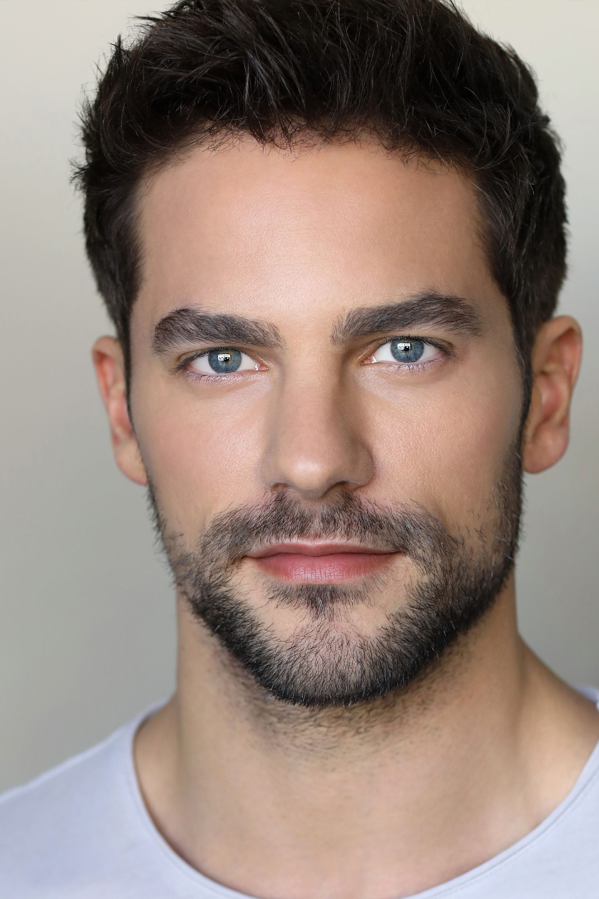 Brant Daugherty Wiki, Biography, Age, Gallery, Spouse and more