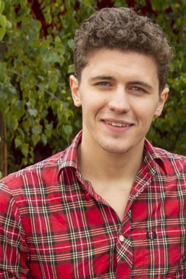 dylan-llewellyn-wiki-biography-age-gallery-spouse-and-more