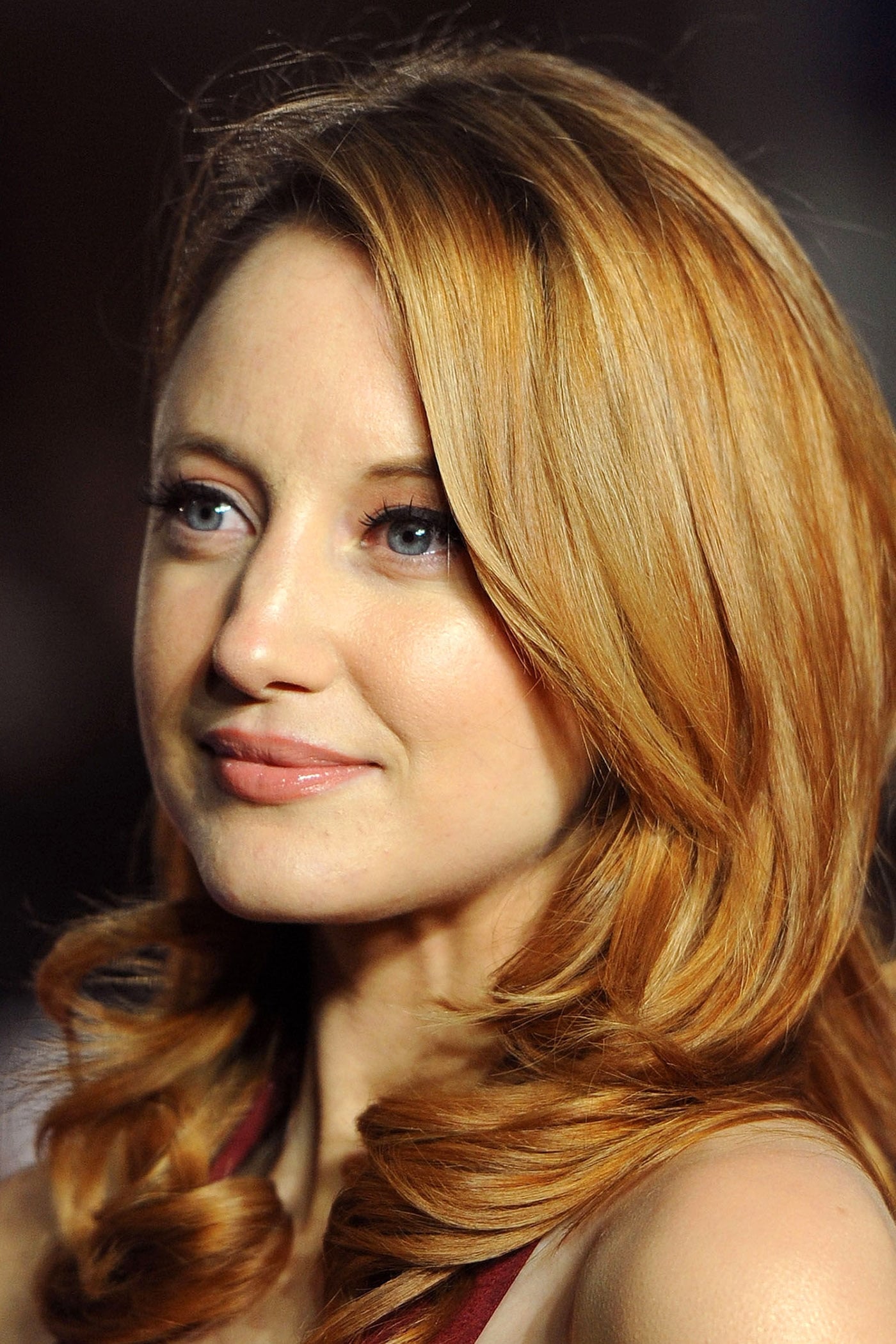 Andrea Riseborough Wiki, Biography, Age, Gallery, Spouse and more, image size:1400x2100