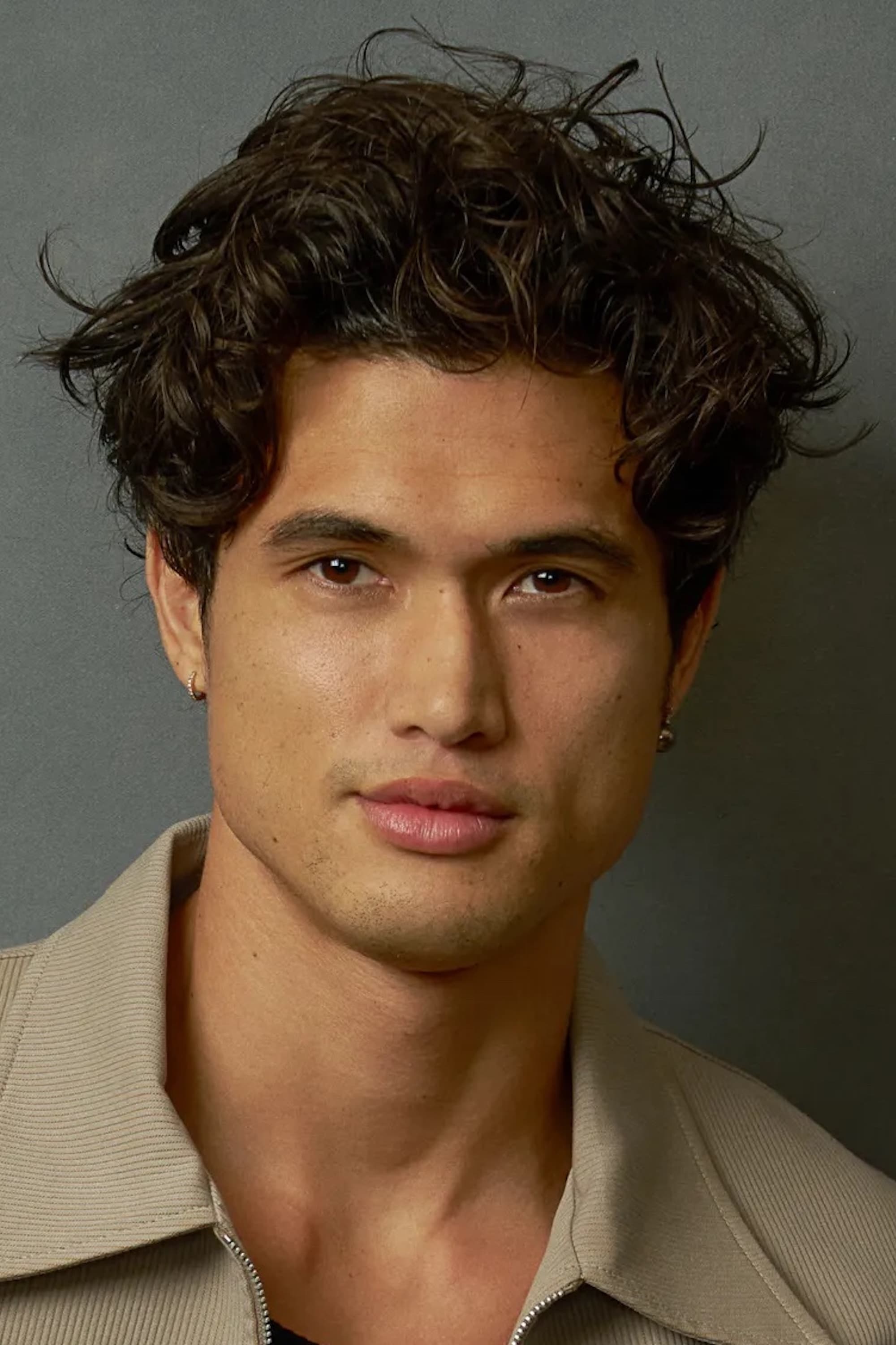 Charles Melton Wiki, Biography, Age, Gallery, Spouse and more