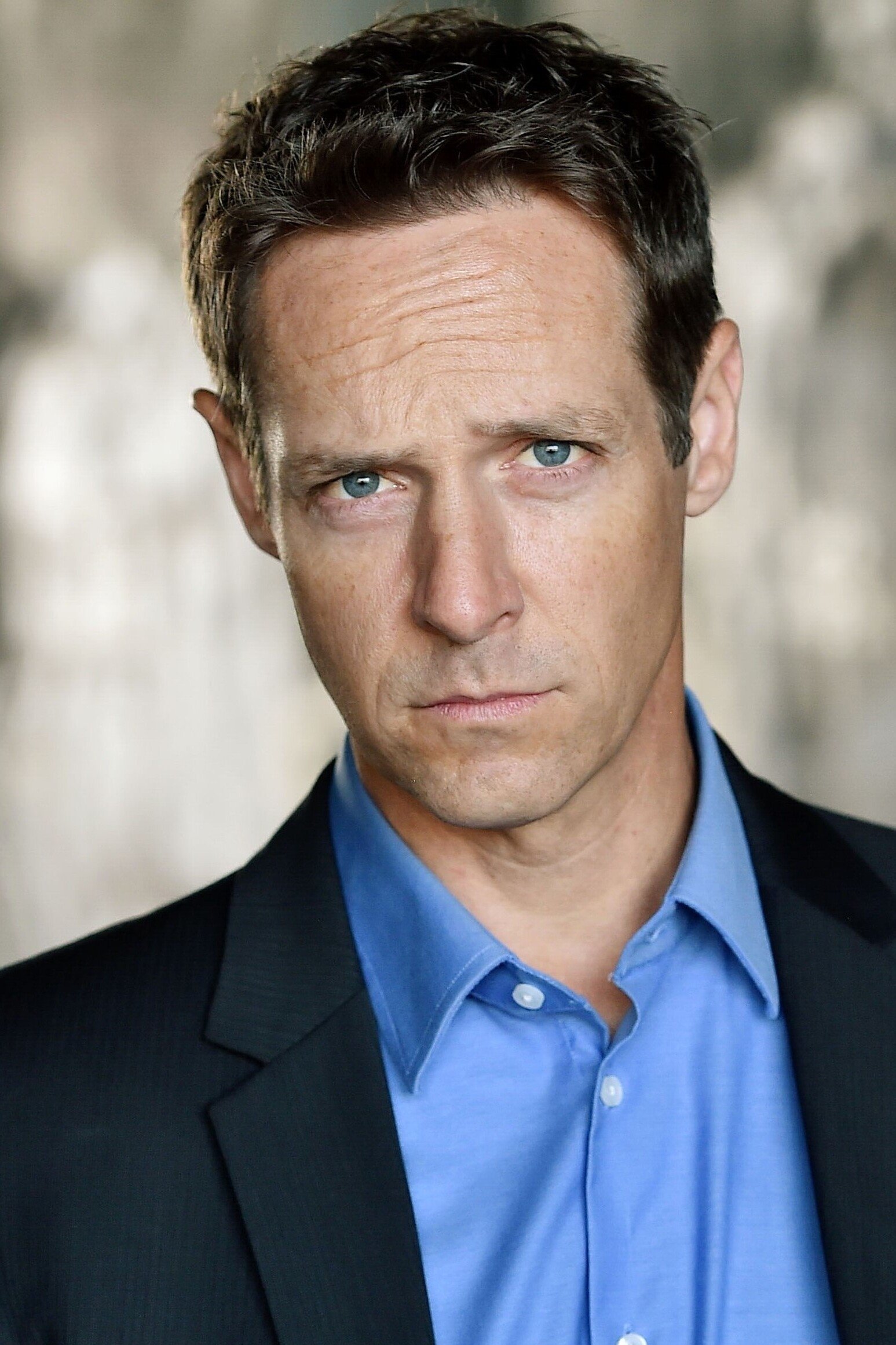 Christopher Rob Bowen Wiki, Biography, Age, Photos, Spouse and more