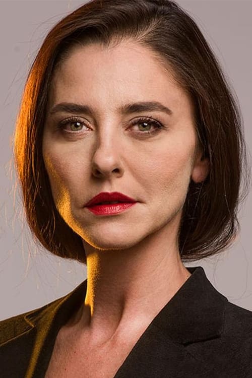 Ece Uslu Wiki Biography Age Gallery Spouse And More