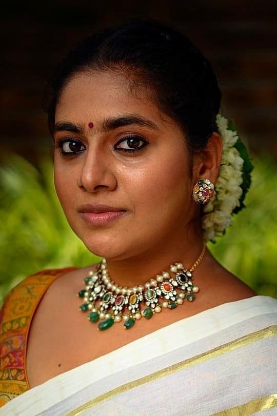 Nimisha Sajayan Wiki, Biography, Age, Gallery, Spouse and more