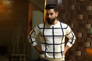 Actor Chiyaan Vikram 2016 Latest Stylish HD Gallery